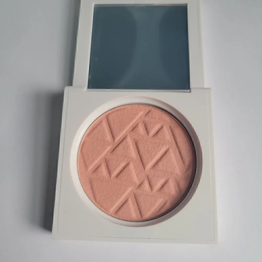 Ofra Blush in Bellini  - Picture 3 of 6